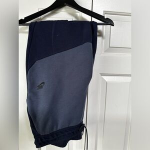 Nike Men’s Tech Sweatpants Large